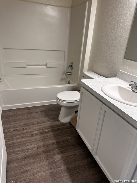 Image 14 of 18 For 6531 Hazy Glen