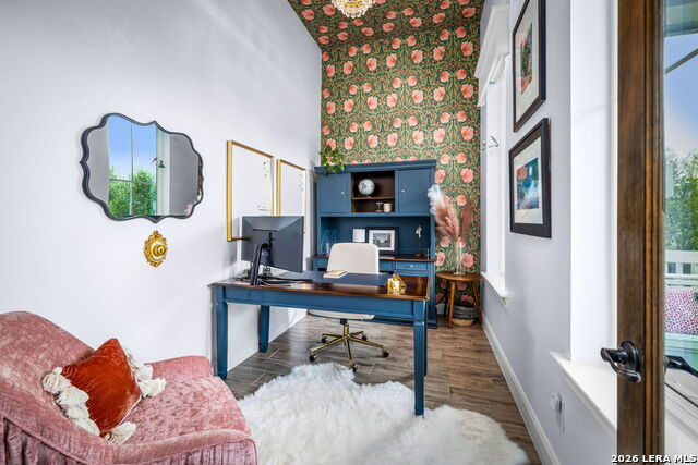 Image 11 of 54 For 1623 Decanter