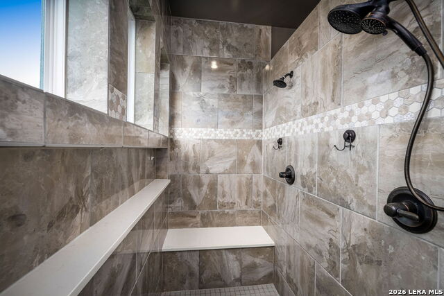 Image 24 of 54 For 1623 Decanter