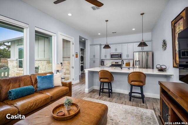 Image 30 of 54 For 1623 Decanter