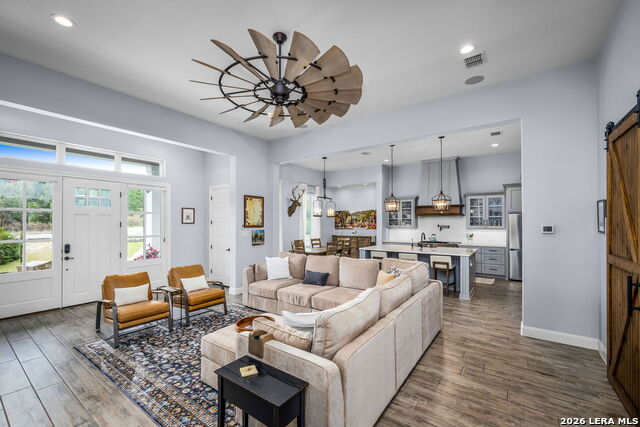 Image 8 of 54 For 1623 Decanter