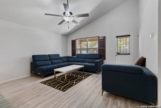 Image 11 of 31 For 3444 Copper Willow