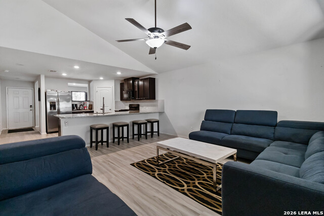 Image 13 of 31 For 3444 Copper Willow