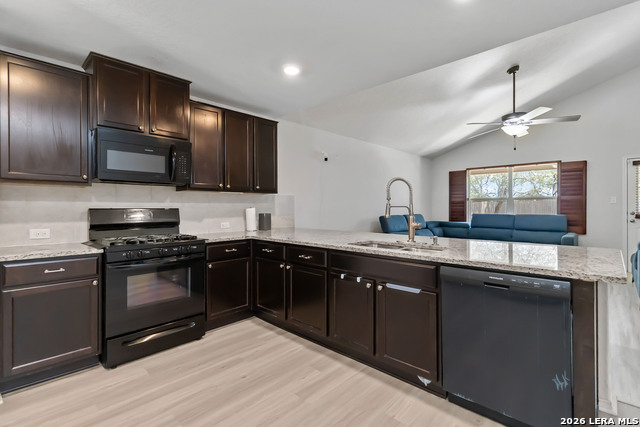 Image 7 of 31 For 3444 Copper Willow