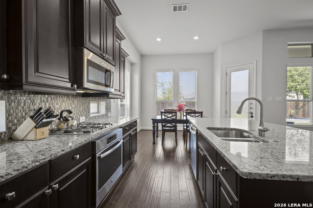 Image 18 of 37 For 9011 Whimsey