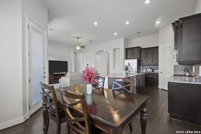 Image 20 of 37 For 9011 Whimsey