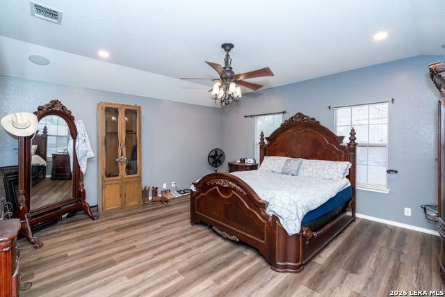 Image 17 of 33 For 10126 Cedarcliff