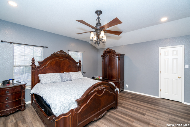 Image 18 of 33 For 10126 Cedarcliff