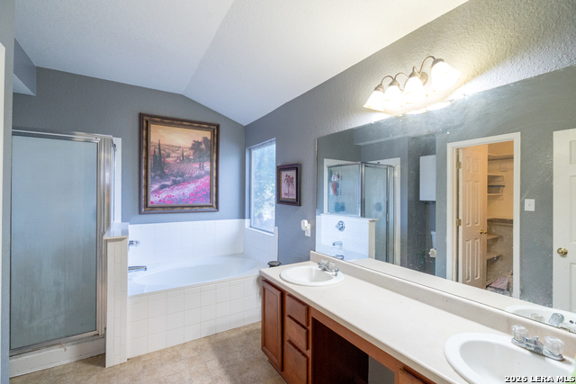 Image 20 of 33 For 10126 Cedarcliff