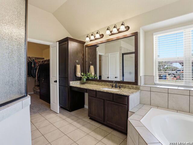 Image 25 of 49 For 1211 Copperhead Road