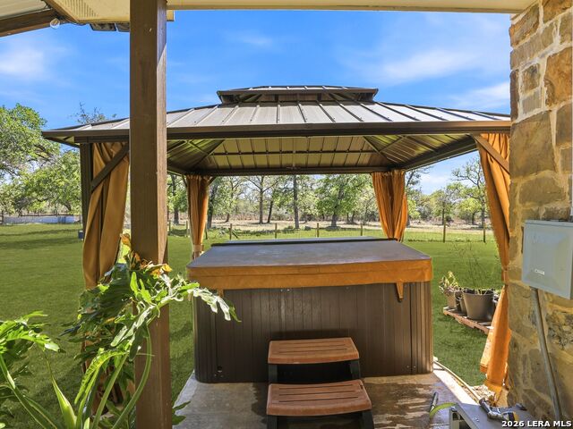 Image 31 of 49 For 1211 Copperhead Road