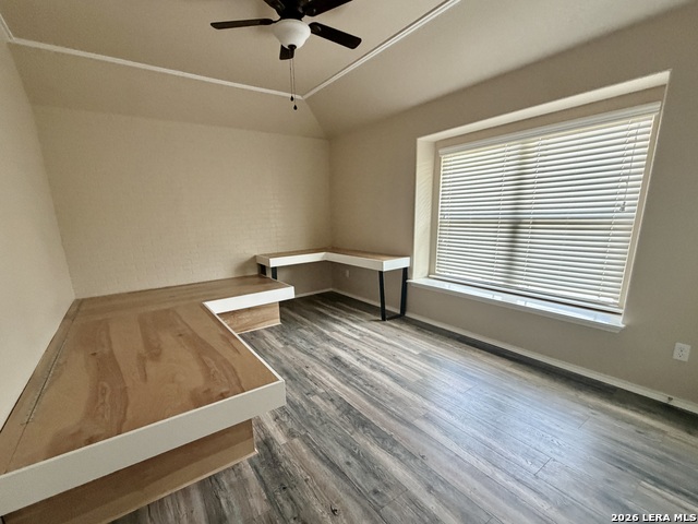 Image 23 of 43 For 1805 Logan Trl