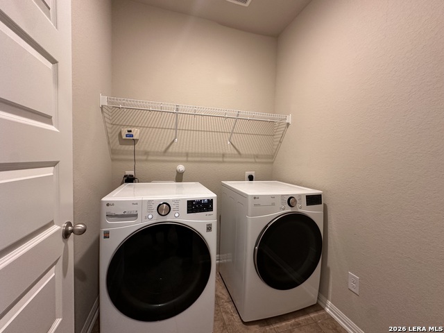 Image 15 of 25 For 2354 Pesaro Point