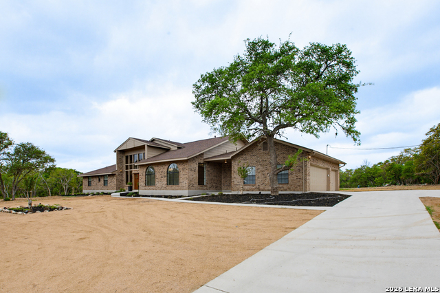 Image 2 of 24 For 13539 Sleepy Oaks