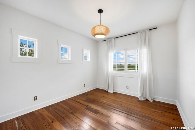 Image 25 of 50 For 32550 Stahl Ln