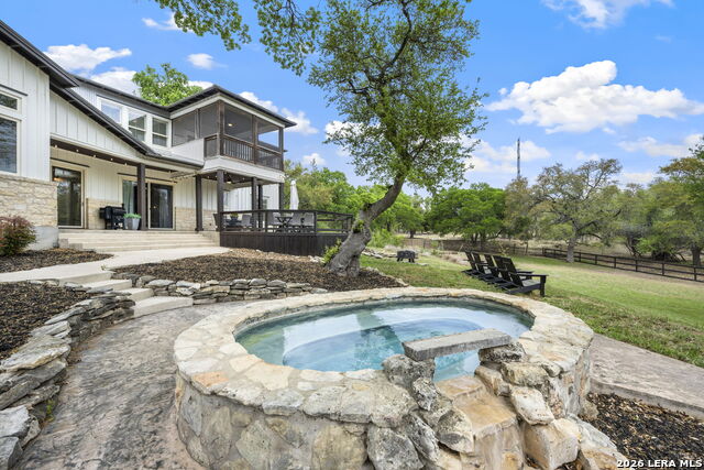 Image 33 of 50 For 32550 Stahl Ln