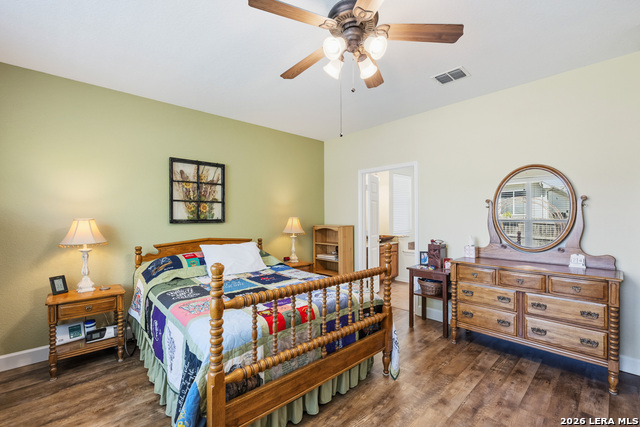 Image 22 of 32 For 200 Summit Vw