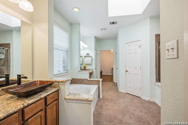 Image 23 of 32 For 200 Summit Vw