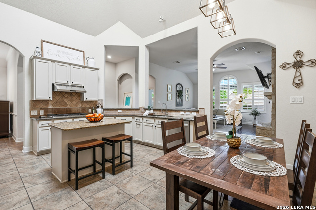 Image 25 of 59 For 2619 Cielo Trce