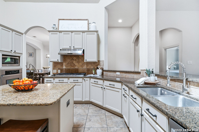 Image 3 of 59 For 2619 Cielo Trce