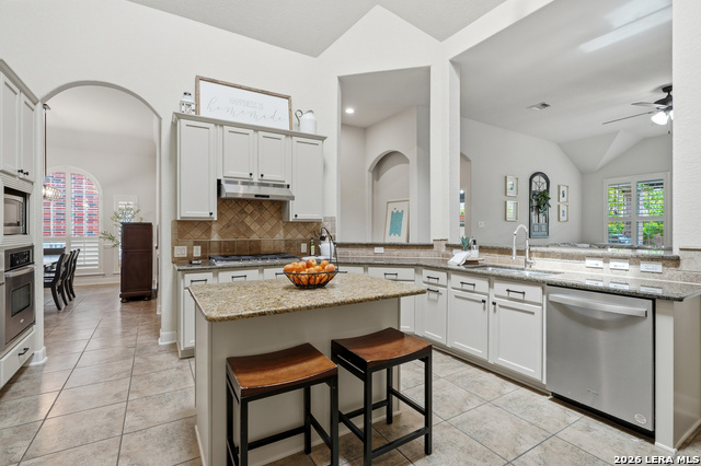 Image 4 of 59 For 2619 Cielo Trce