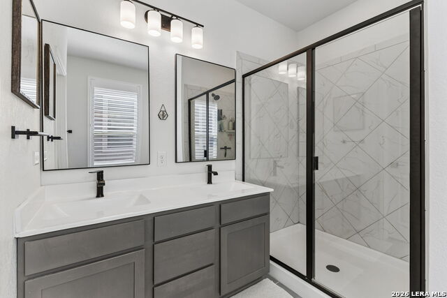 Image 16 of 31 For 235 Granite Shores Dr W