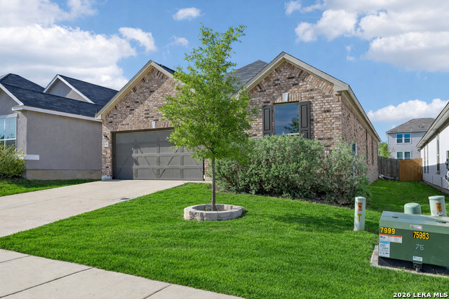 Image 3 of 31 For 235 Granite Shores Dr W