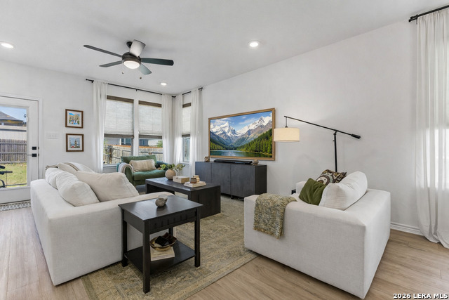 Image 5 of 31 For 235 Granite Shores Dr W