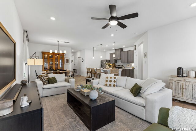 Image 7 of 31 For 235 Granite Shores Dr W