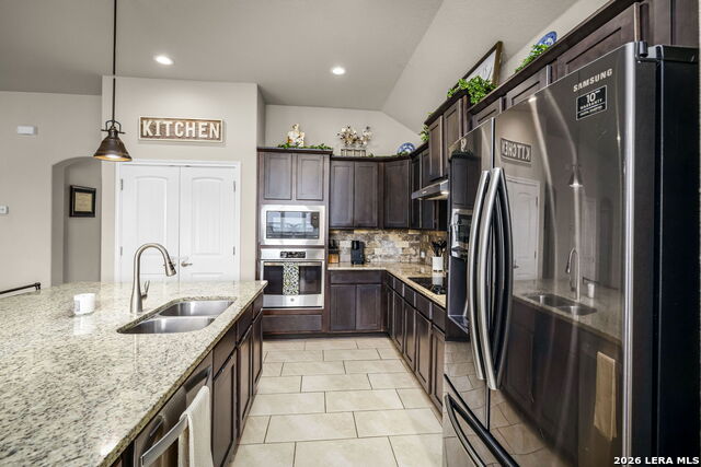 Image 10 of 44 For 117 Fairway  