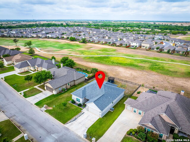 Image 36 of 44 For 117 Fairway  