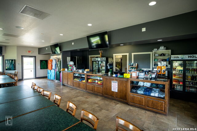 Image 40 of 44 For 117 Fairway  