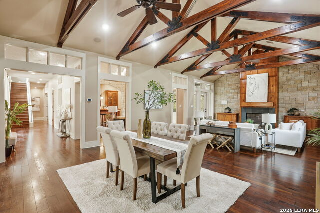 Listing photo id 8 for 3738 Las Casitas