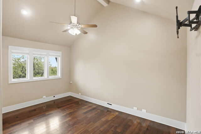 Listing photo id 33 for 3738 Las Casitas