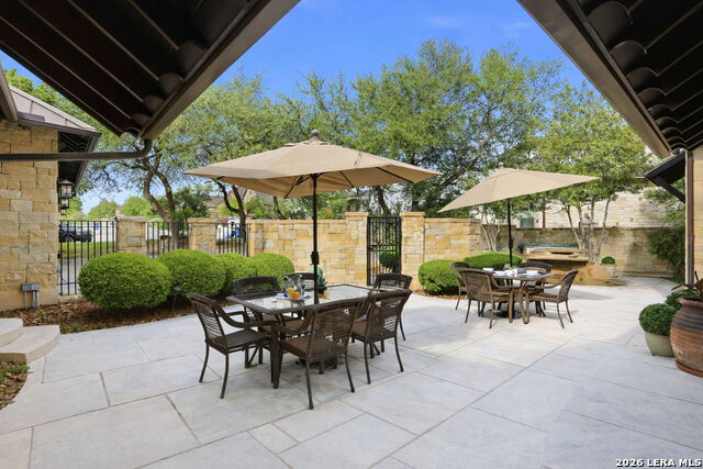 Listing photo id 2 for 3738 Las Casitas