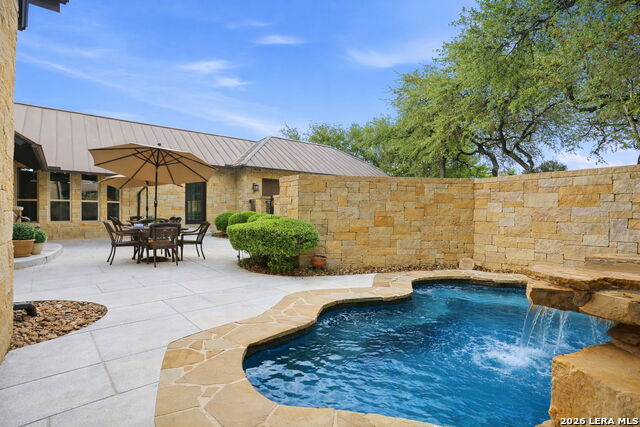 Listing photo id 4 for 3738 Las Casitas
