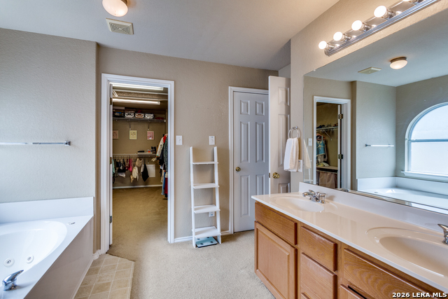 Image 22 of 25 For 8507 Driftwood Hl