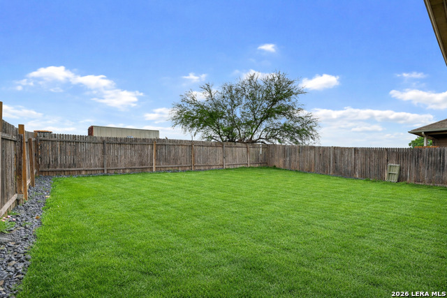 Image 16 of 16 For 2594 Mccrae  