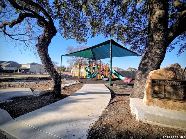 Image 22 of 28 For 11414 Oaks Hike