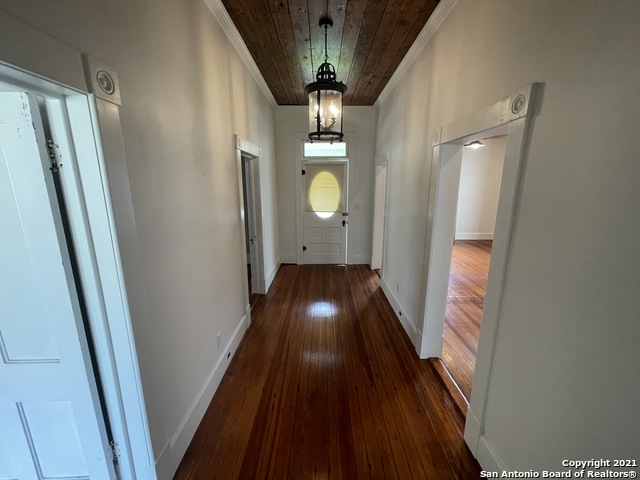 Image 2 of 9 For 218 Vance St