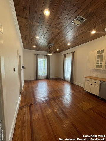 Image 4 of 9 For 218 Vance St