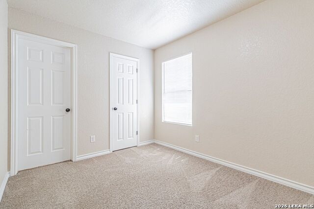 Listing photo id 10 for 4919 Appleseed Ct