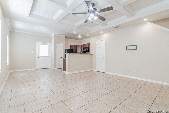 Listing photo id 4 for 4919 Appleseed Ct