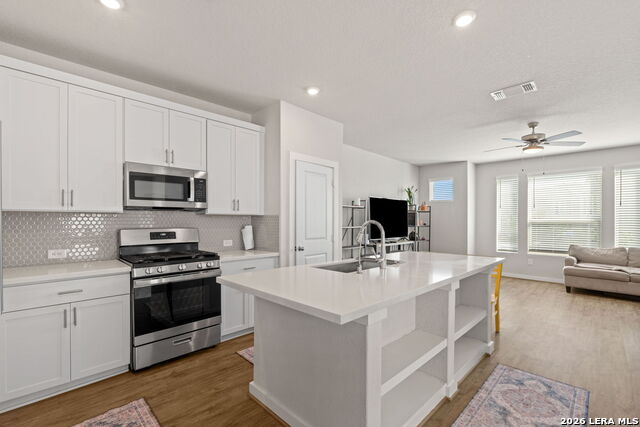 Image 2 of 22 For 4406 Stark Alley