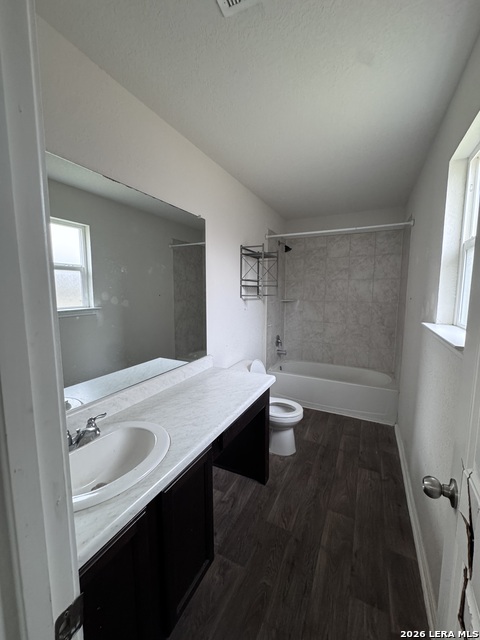 Image 16 of 18 For 106 Moscovy Duck