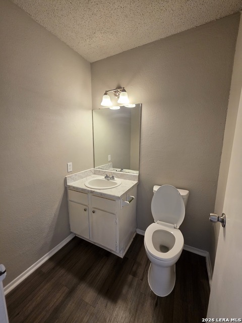 Image 12 of 23 For 546 Dukeway  1