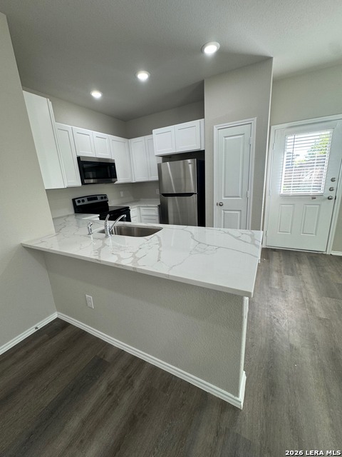 Image 3 of 15 For 7818 Shetland Drive  101