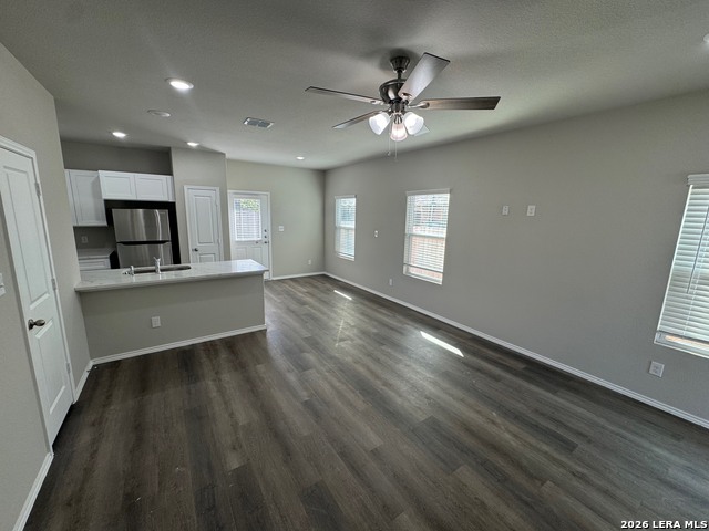 Image 4 of 15 For 7818 Shetland Drive  101