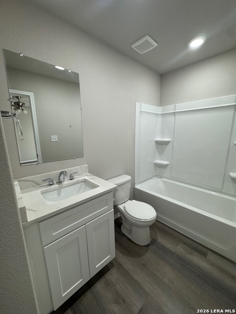 Image 6 of 15 For 7818 Shetland Drive  101