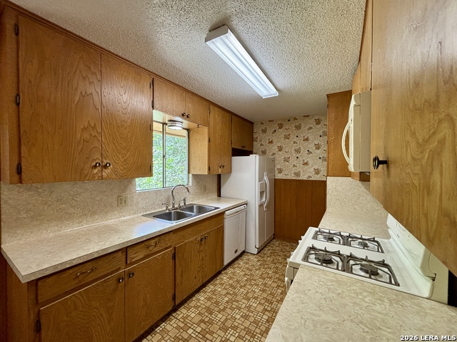 Image 7 of 19 For 8908 Little Walnut Pkwy